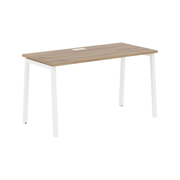 Стол прямой ELST 1367 1360х670х750 EDIS