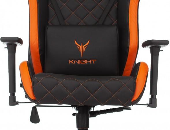 Кресло игровое Knight Outrider